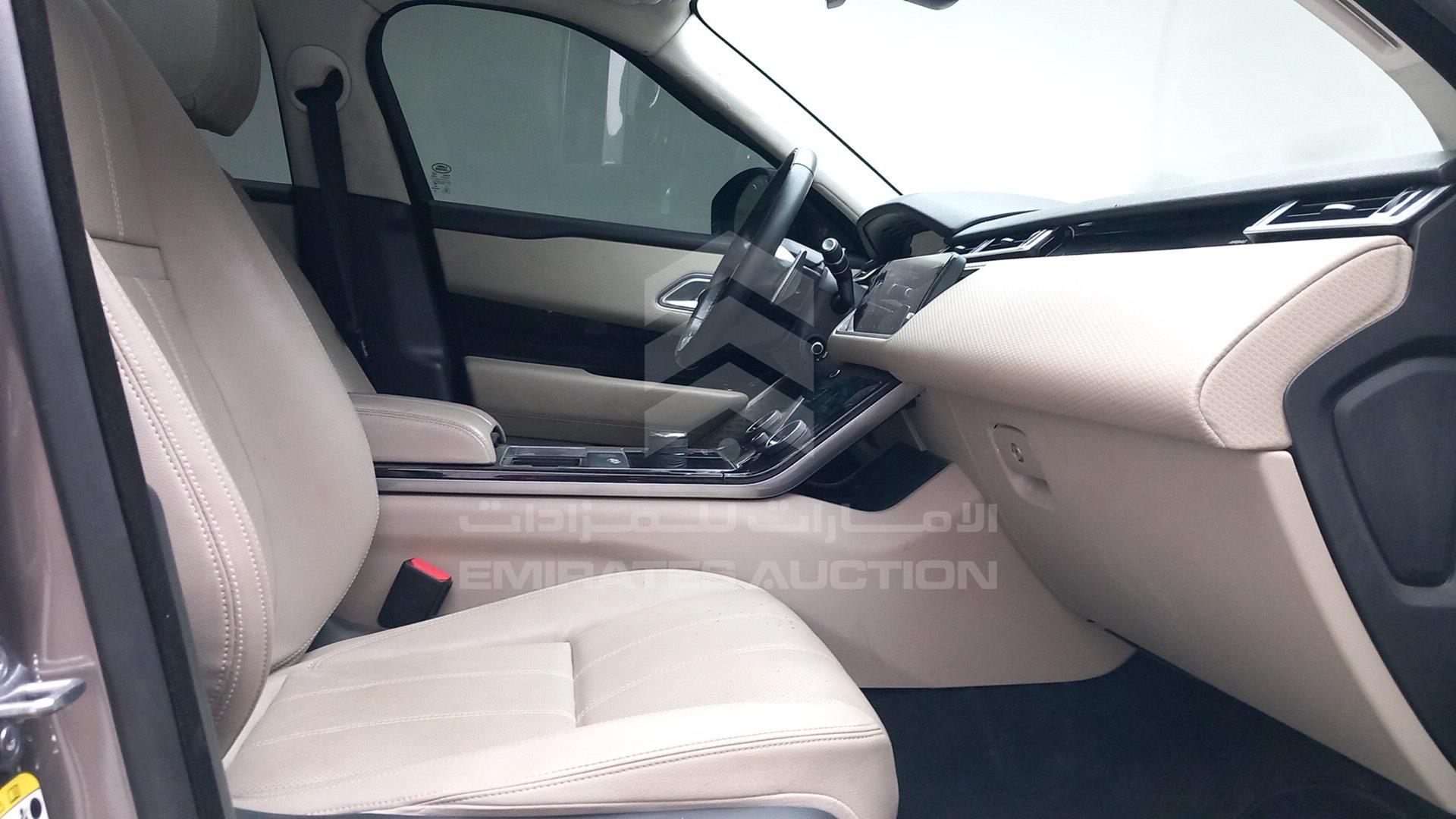 2019 RANGE ROVER VELAR VIN: SALYA2BX7KA223325
