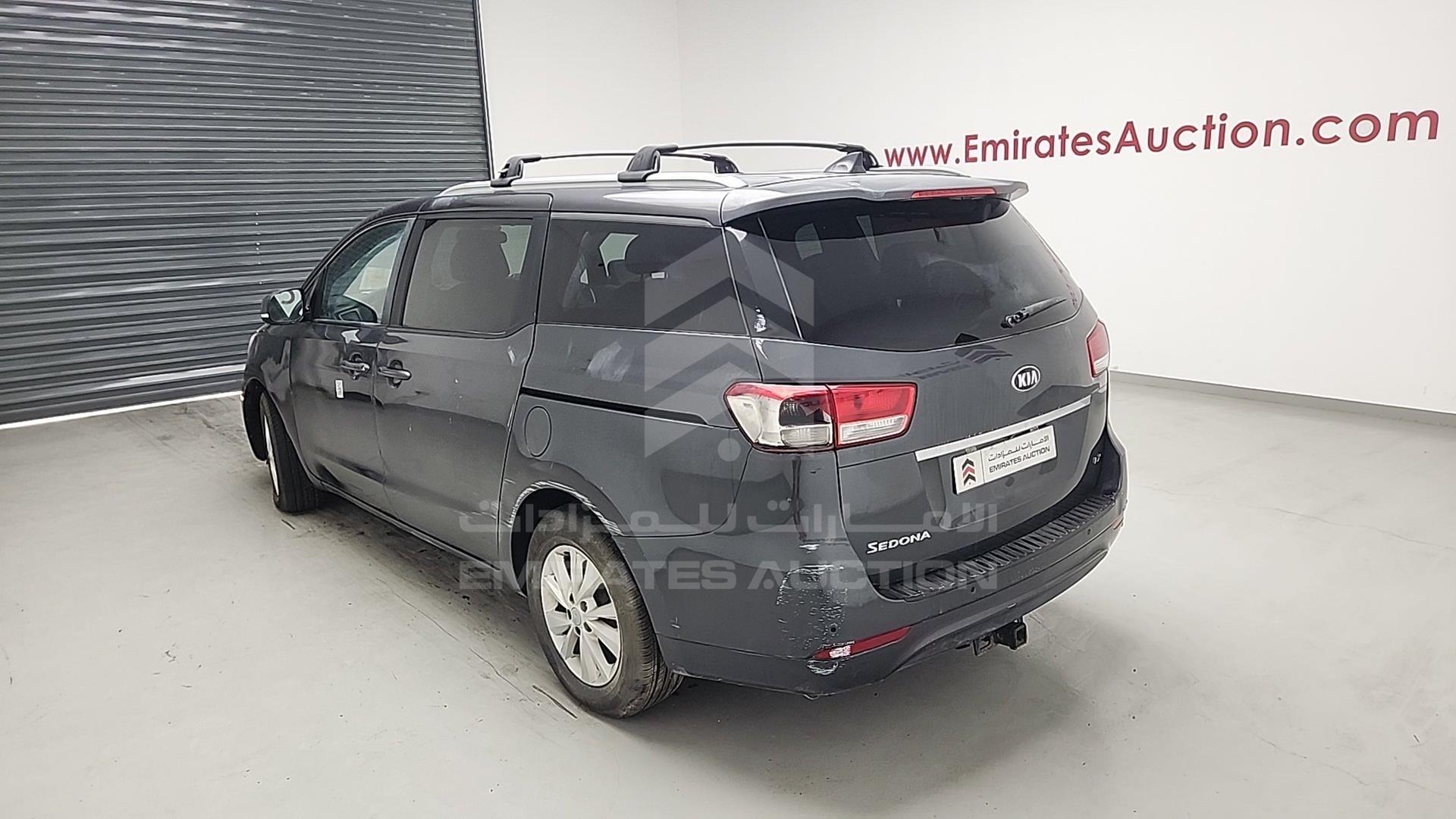 2017 KIA SEDONA VIN: KNDMB5C11H6240289