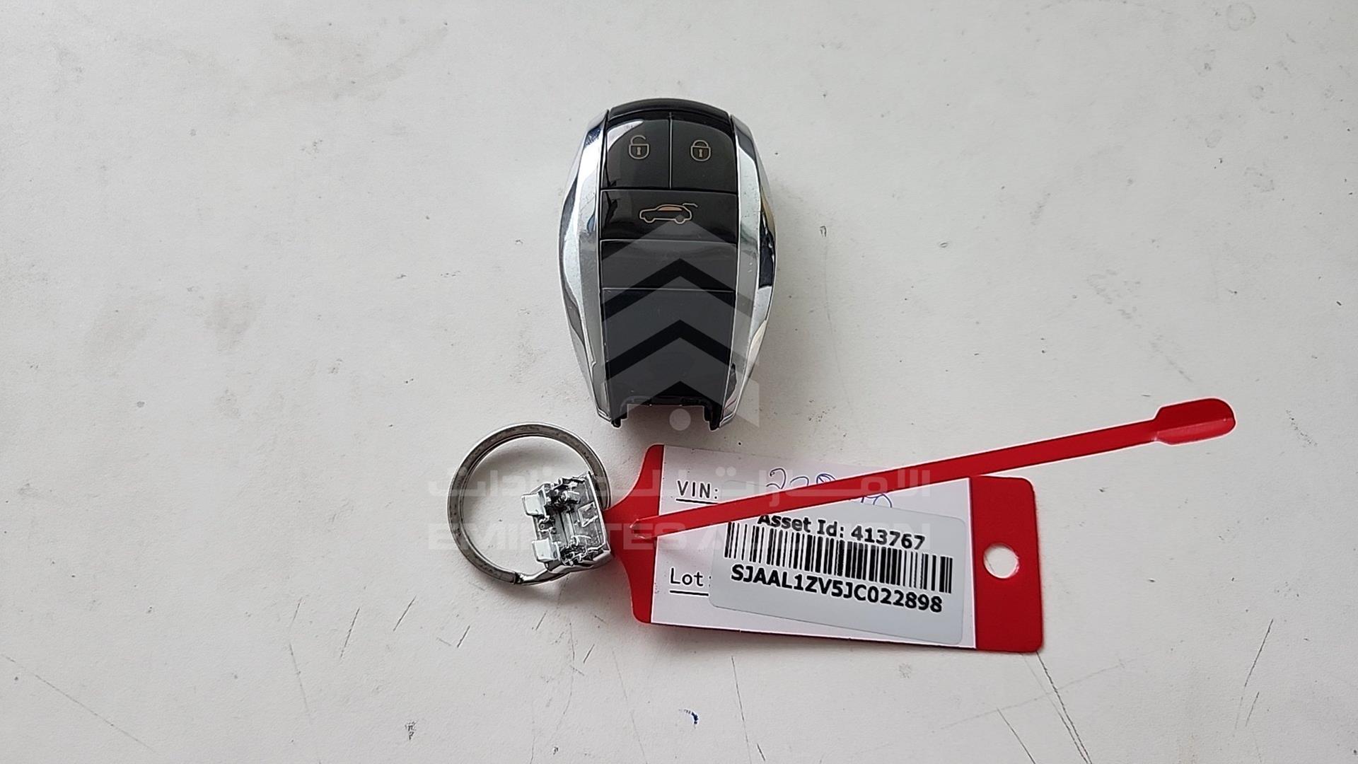 2018 BENTLEY BENTAYGA VIN: SJAAL1ZV5JC022898