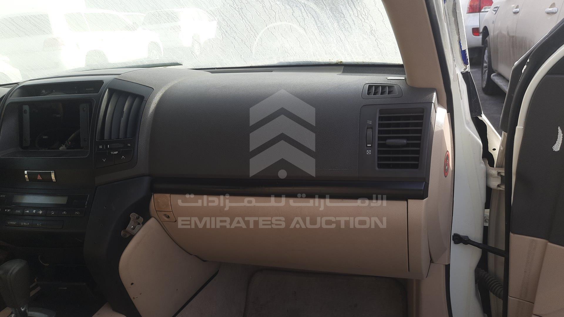 2013 TOYOTA LAND CRUISER VIN: JTMDU09J1D4064189