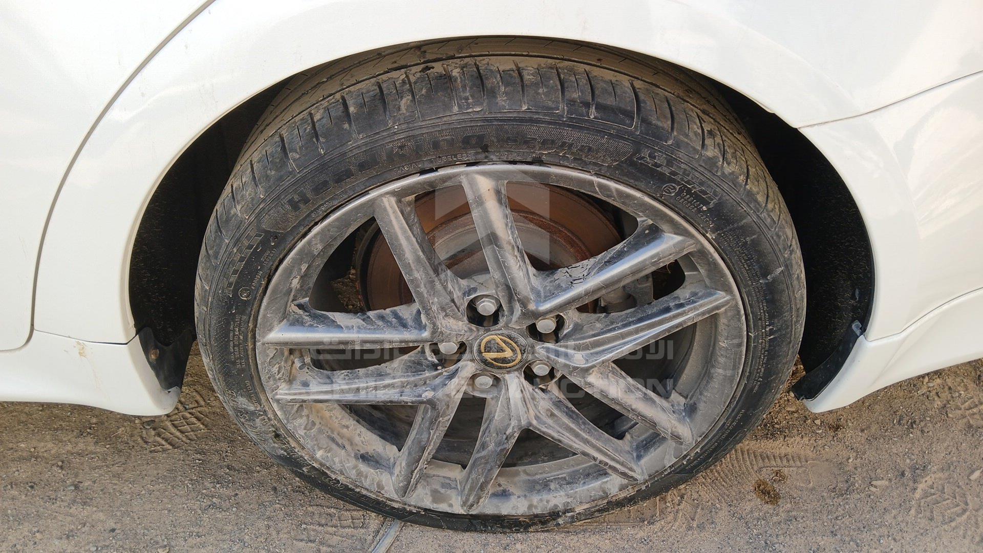 2008 LEXUS IS300 VIN: JTHBG262482014653