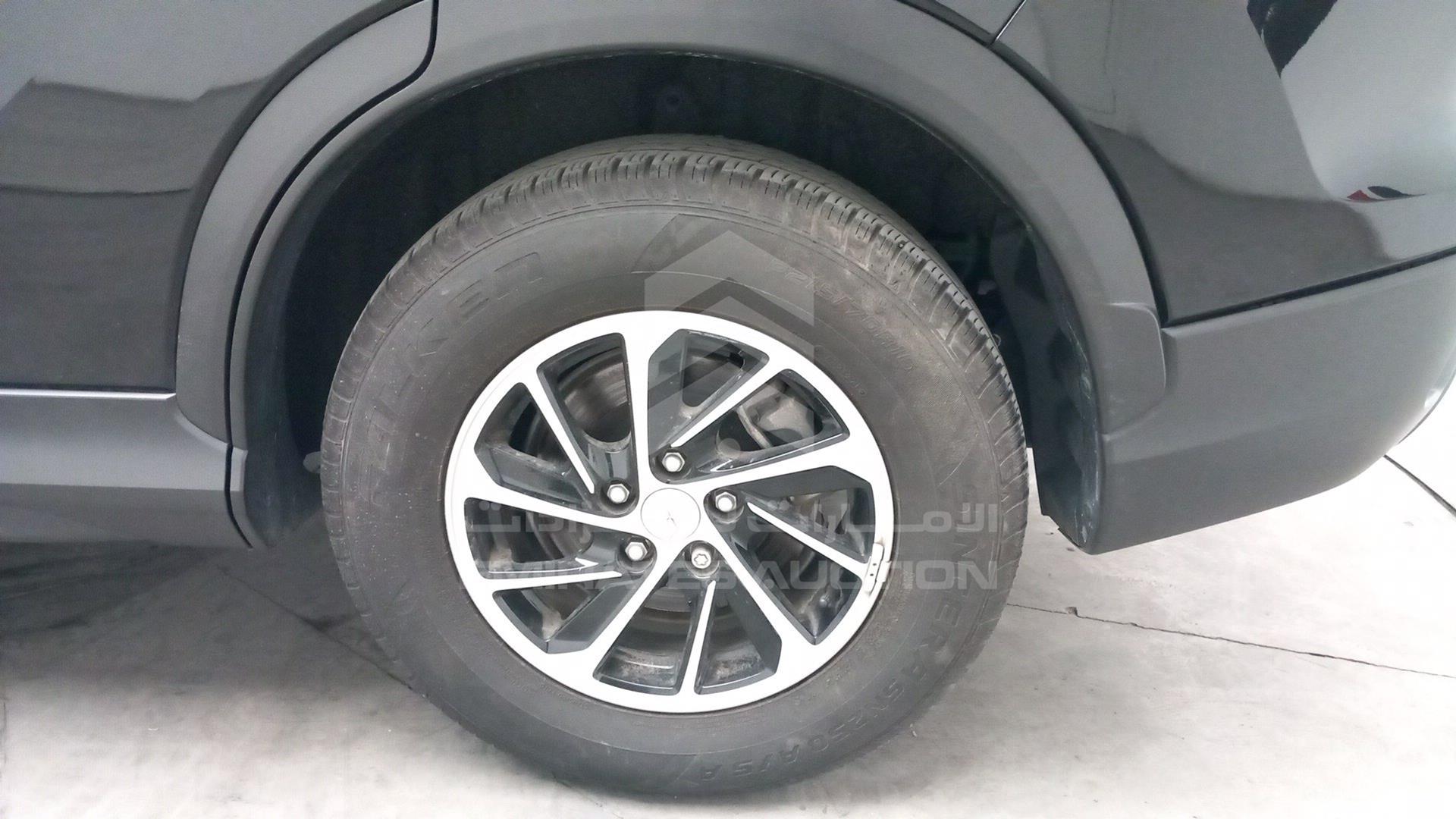 2022 MITSUBISHI ECLIPSE VIN: JA4ATUAA1NZ036626