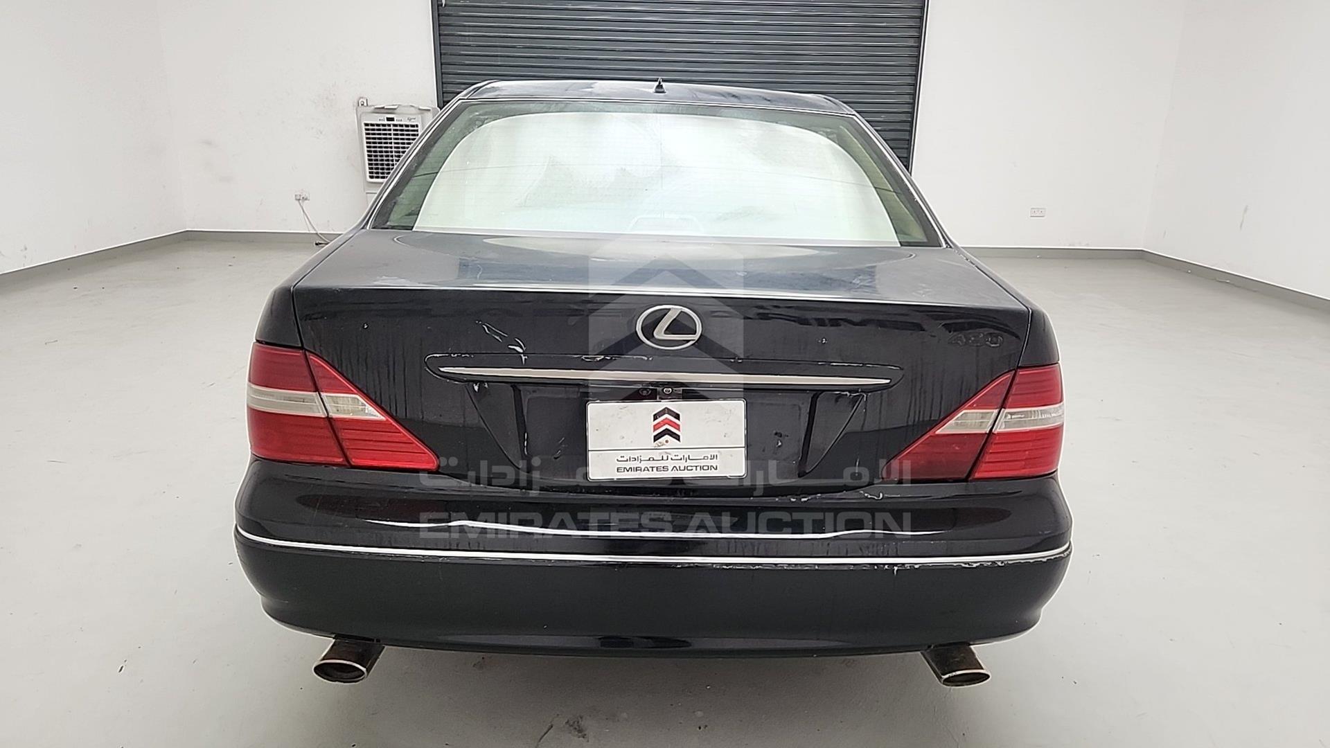 2001 LEXUS LS 430 VIN: JTHBN30FX10038187