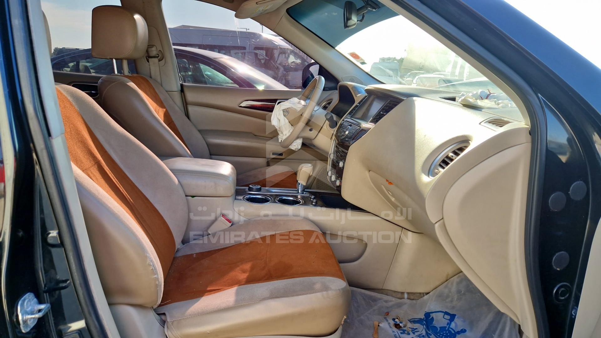 2015 NISSAN PATHFINDER VIN: 5N1AR2MM1FC615291