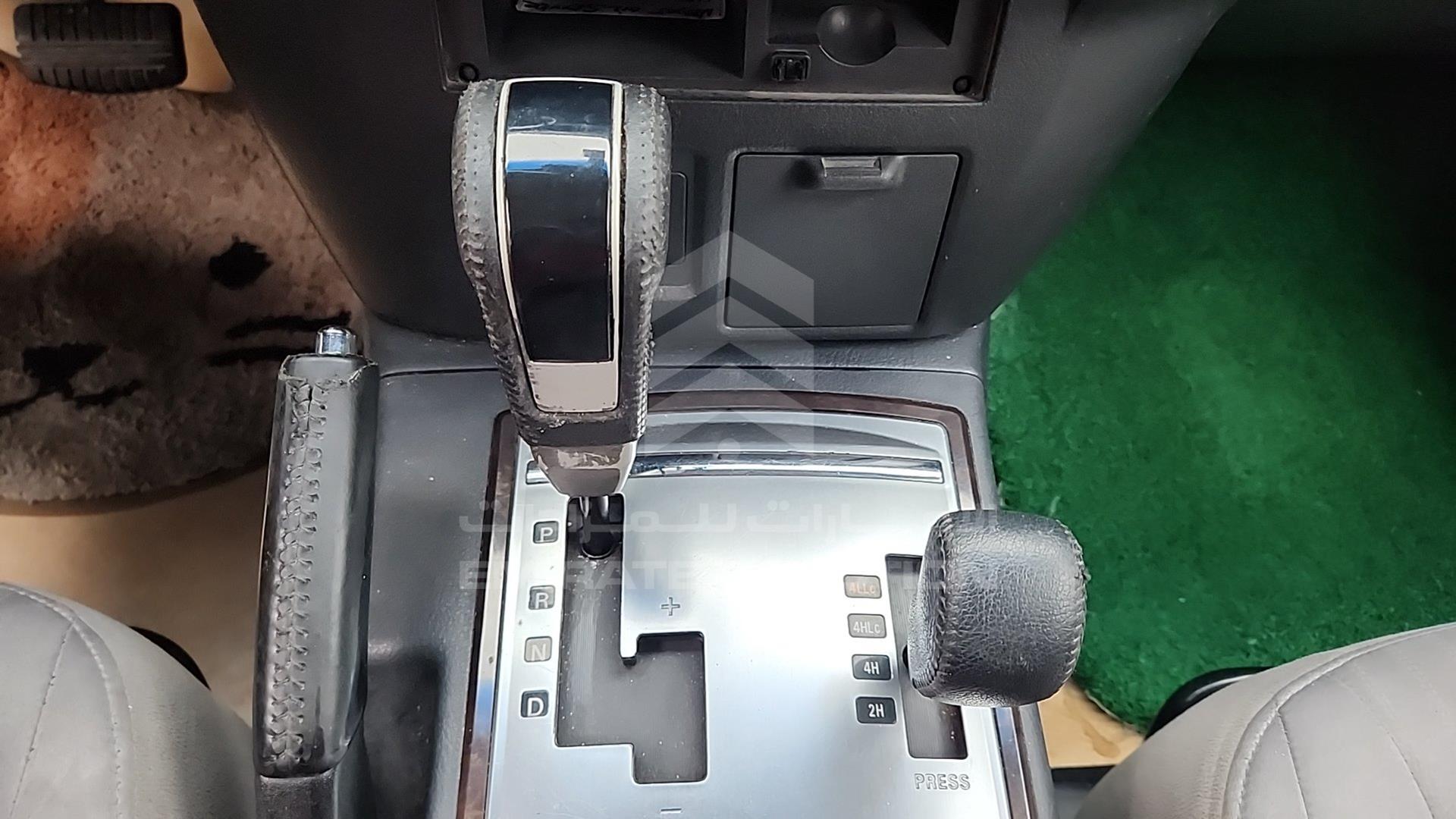 2014 MITSUBISHI PAJERO VIN: JMYLRV95WEJ717770