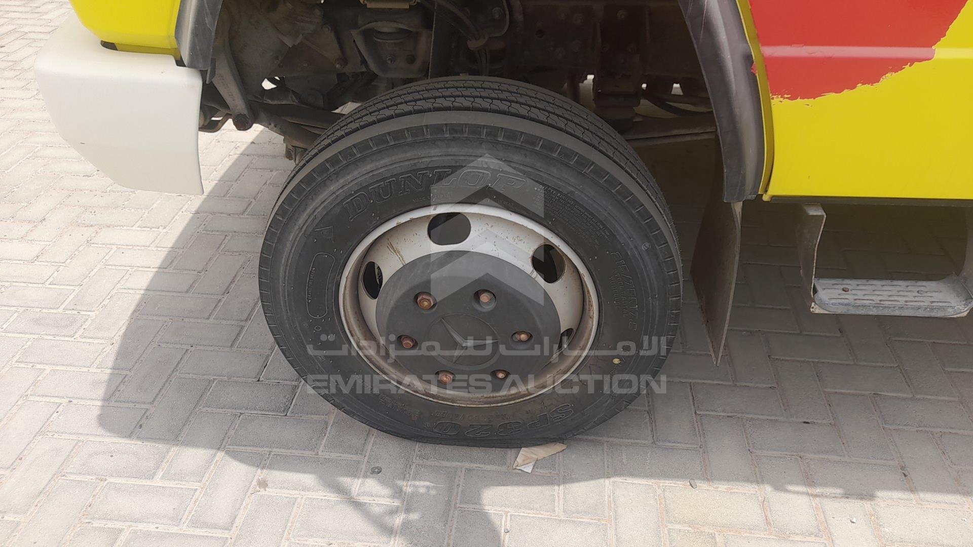 0 MERCEDES --- VIN: WD3D049349N137250