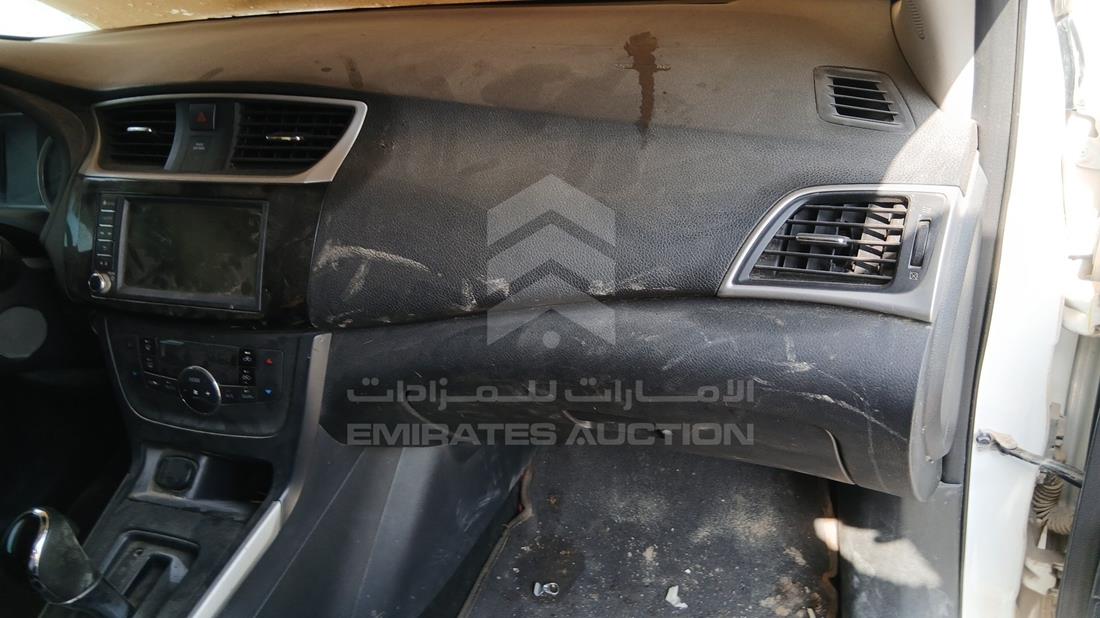 2019 Nissan Sentra — Front Right Passenger Dashboard View — Photo 23