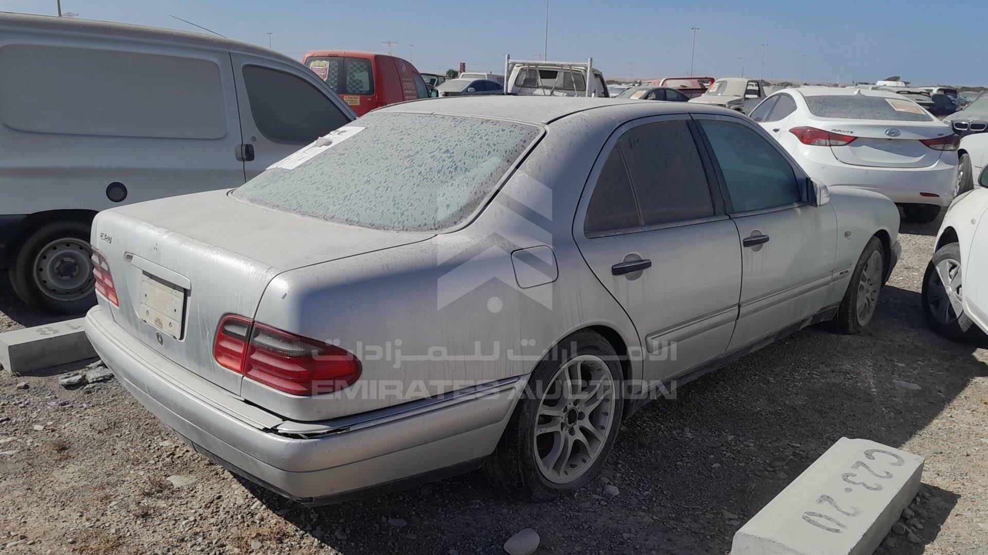 1999 MERCEDES E 320 VIN: WDB2100651A838615
