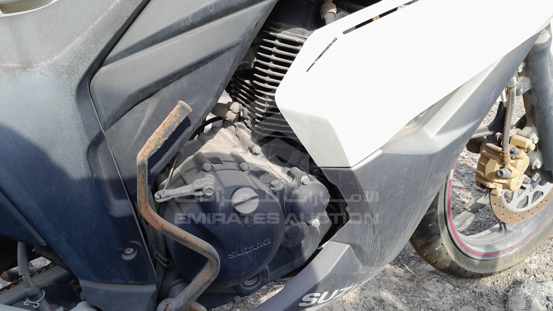 2016 SUZUKI MOTORBIKE VIN: MB8NG4BB8G8102806