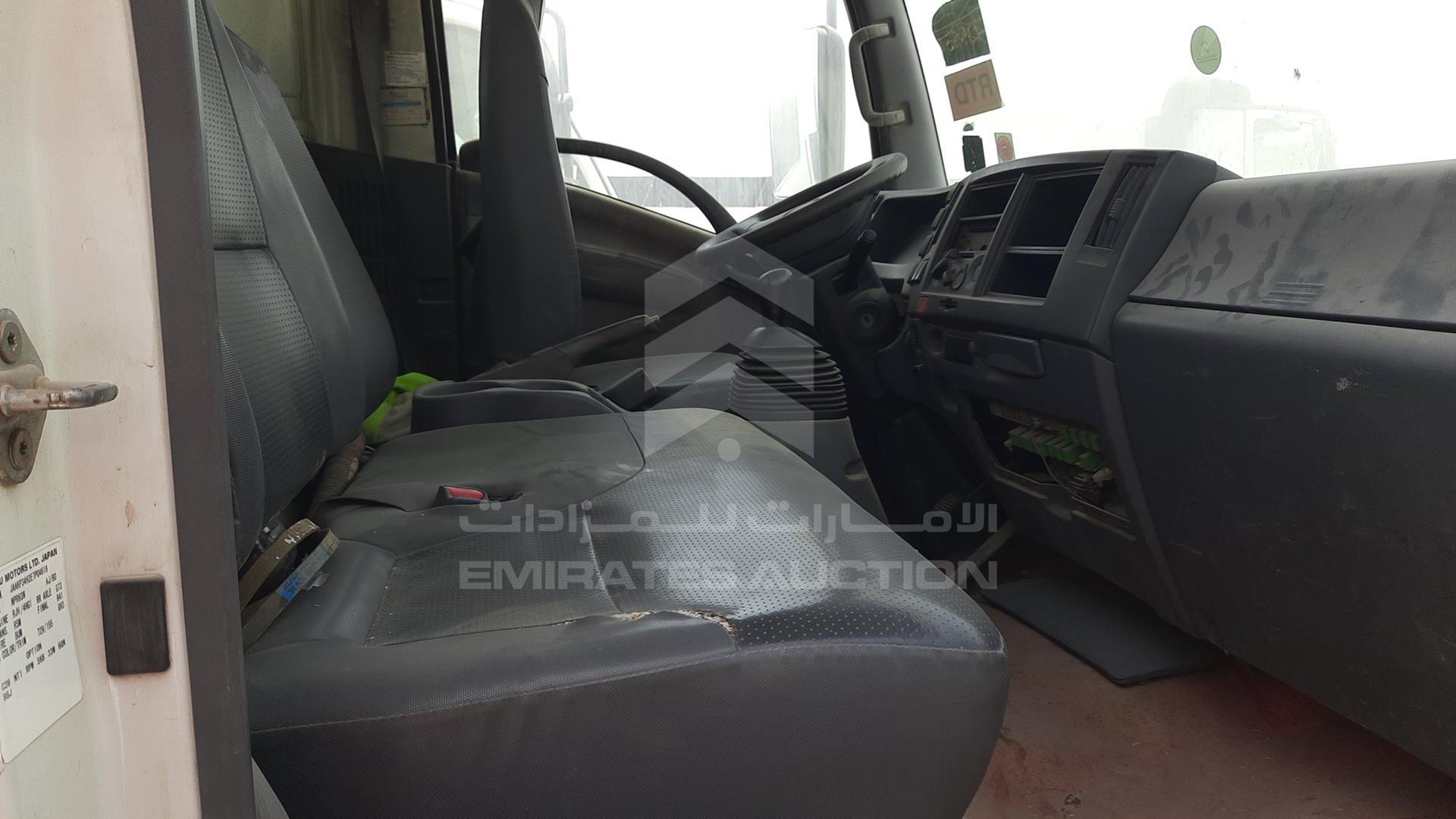 2014 ISUZU REWARD NP VIN: JAAKP34H2E7P04616