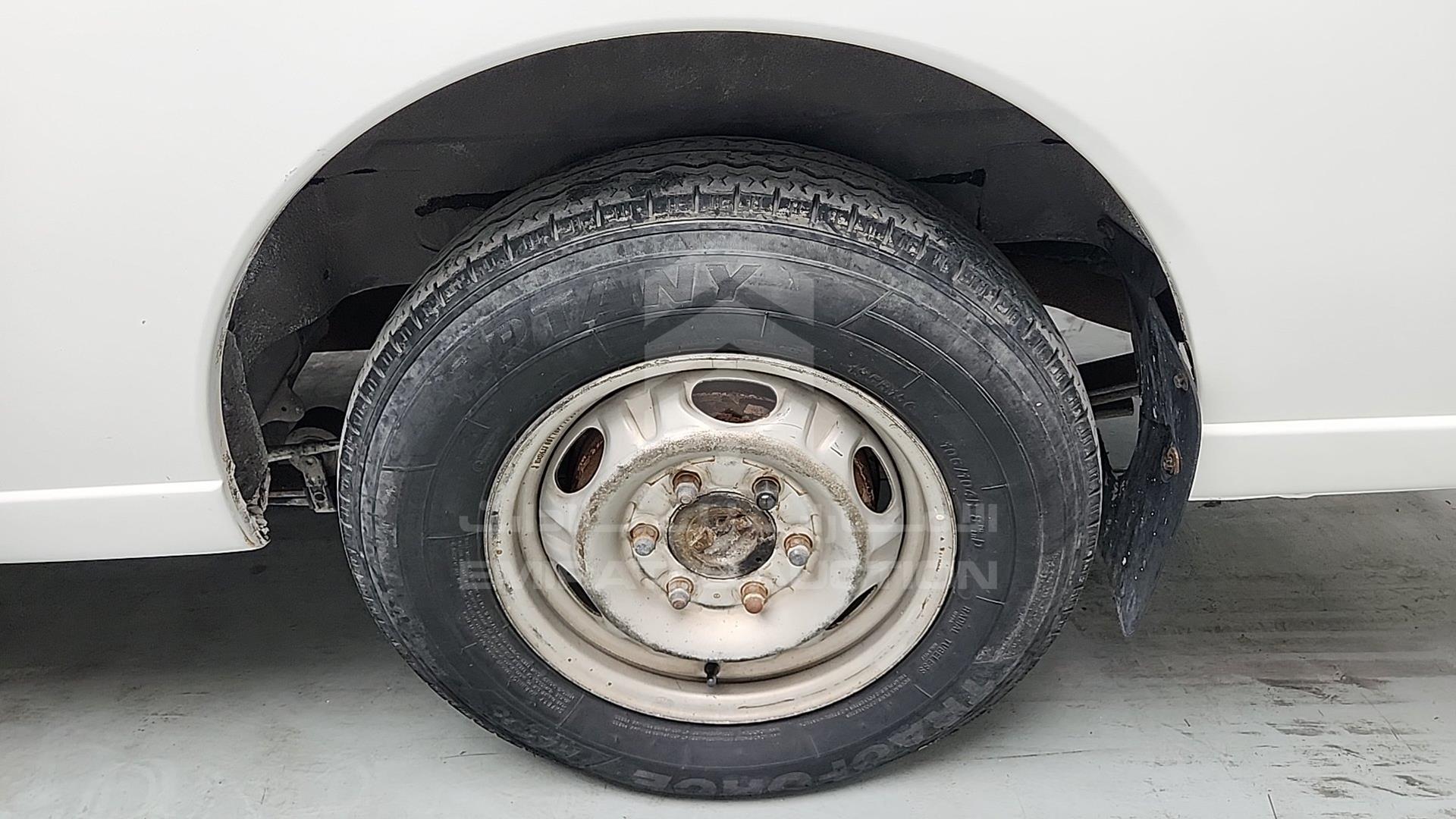 2009 NISSAN URVAN VIN: JN6AE53SX9X010195