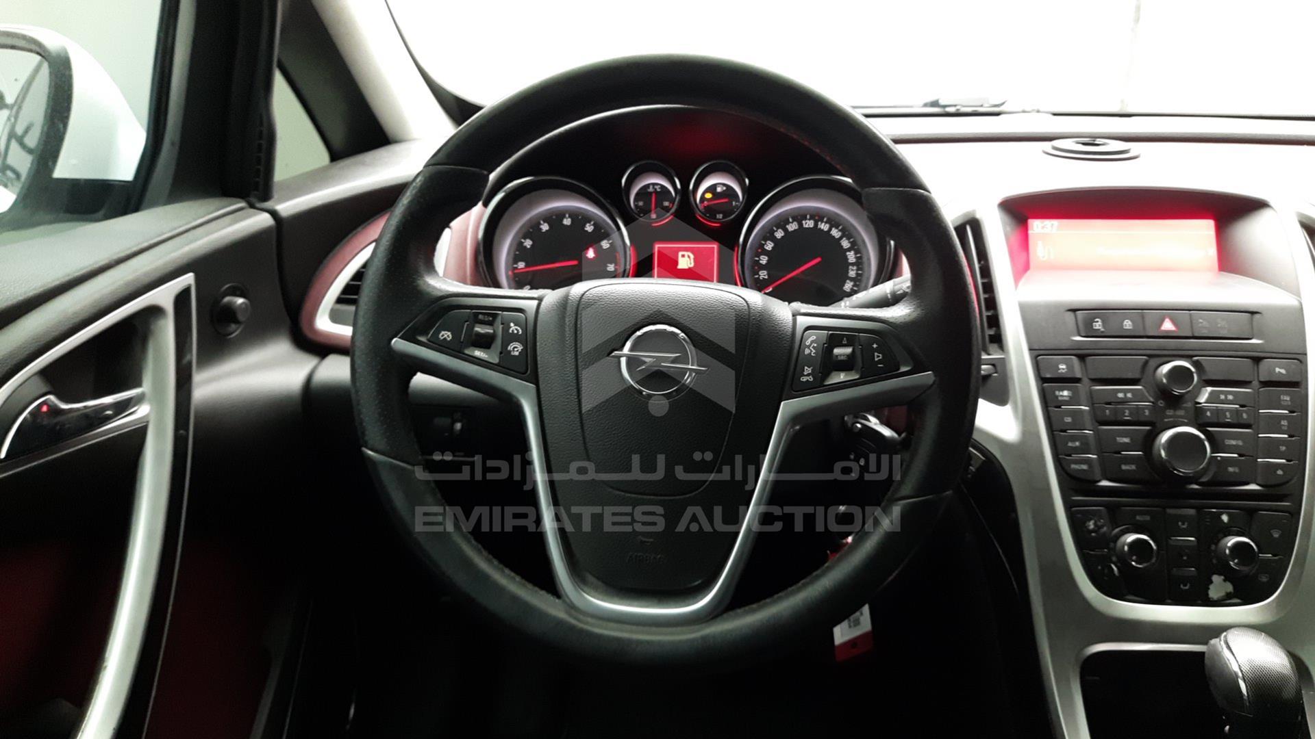 2013 OPEL ASTRA VIN: W0LPF2EZ1DG124824