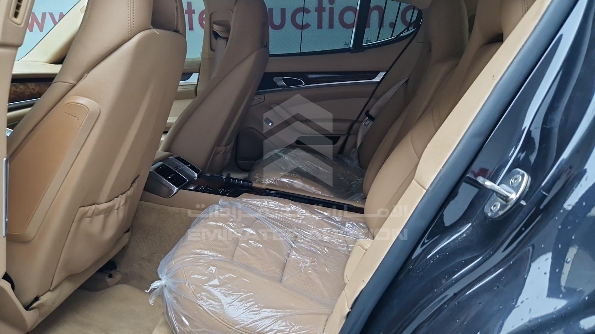 2011 PORSCHE PANAMERA VIN: WP0ZZZ97ZBL004992