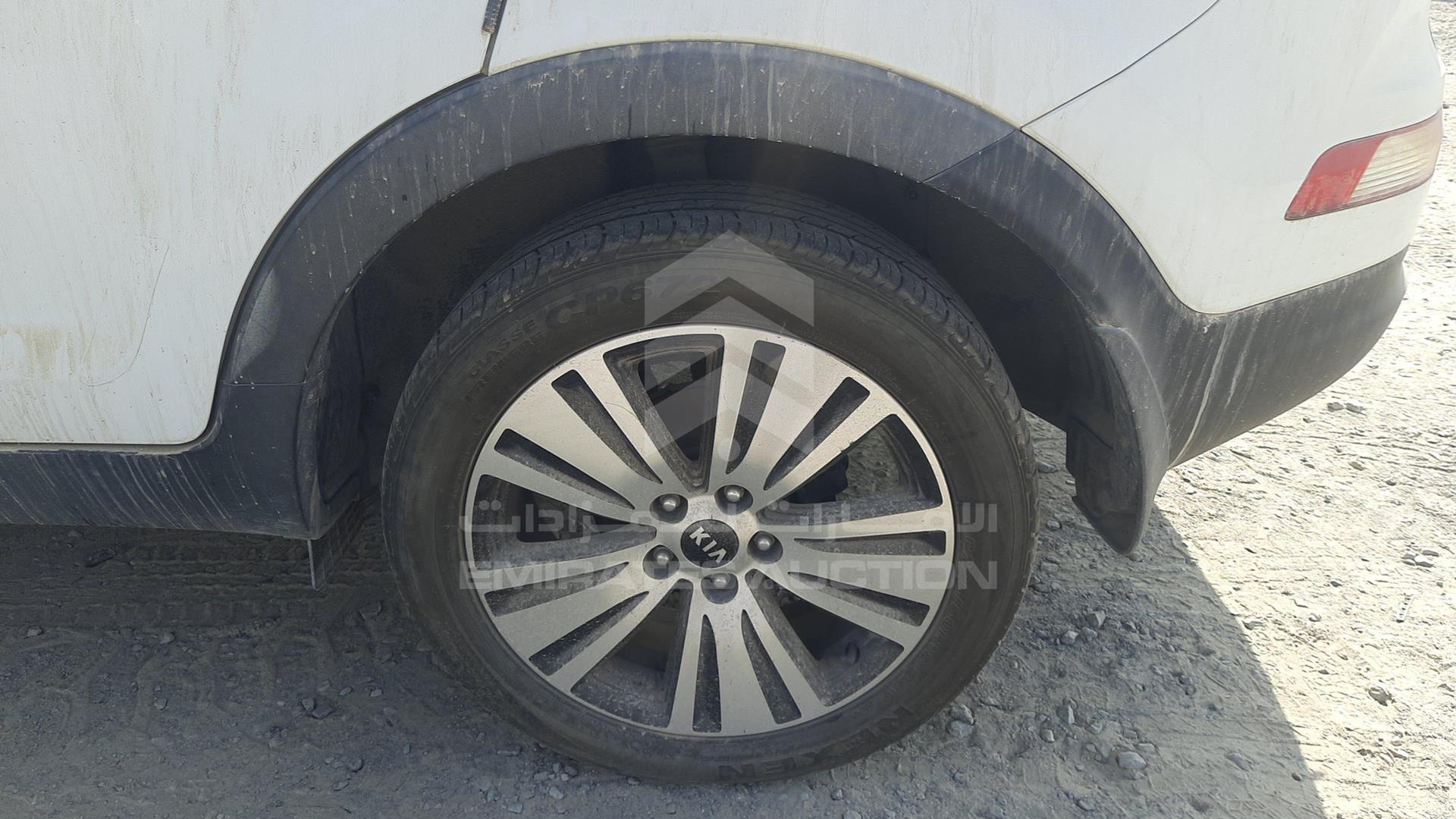 2016 KIA SPORTAGE VIN: U5YPB81A8GL730667