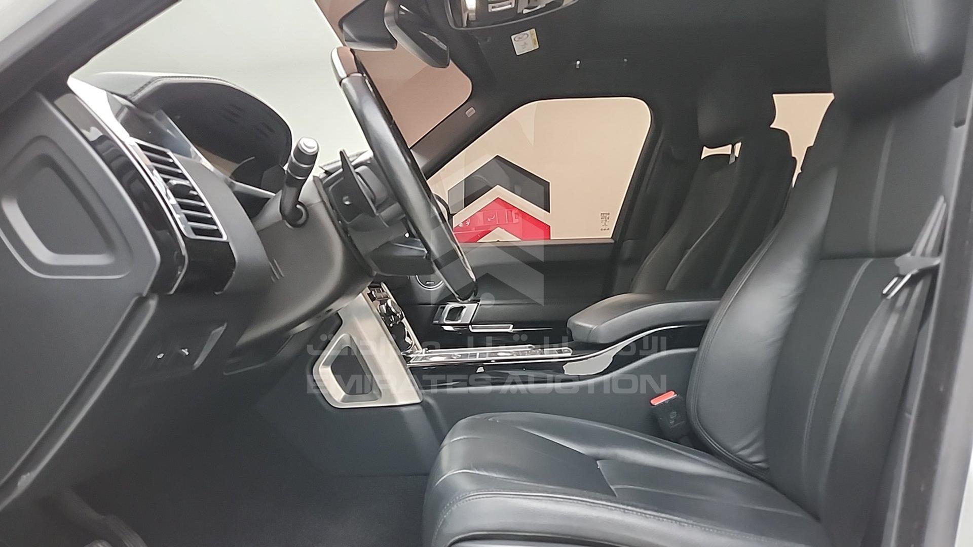 2016 RANGE ROVER VOGUE VIN: SALGA2DF3GA298871