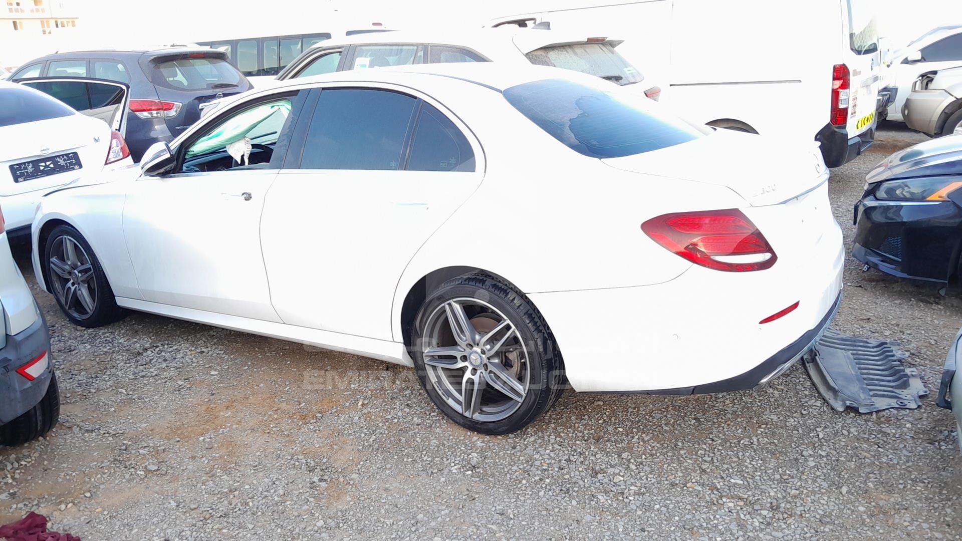 2017 MERCEDES E 300 VIN: WDDZF4KB2HA053483