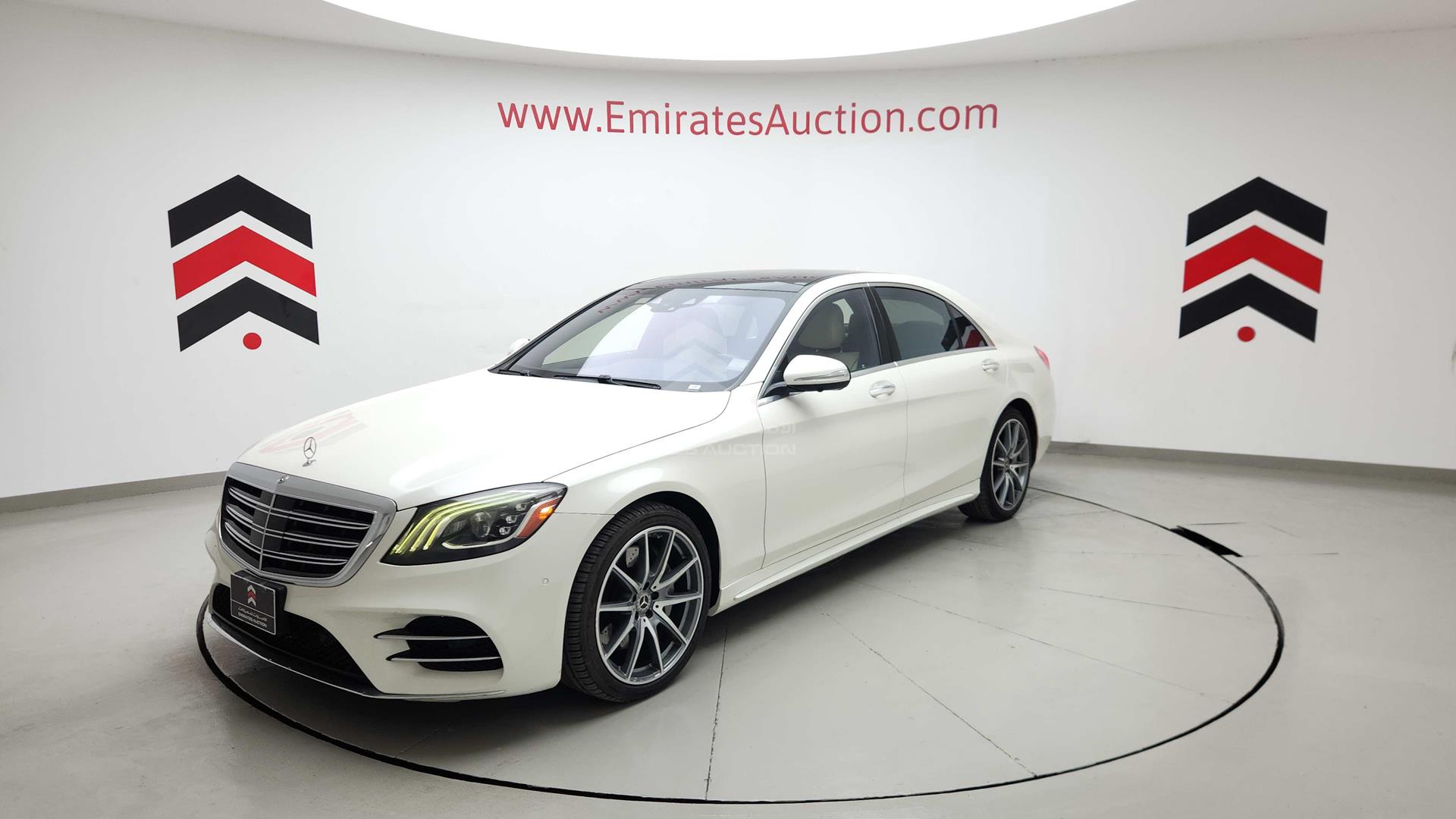 2018 MERCEDES S 560 VIN: WDDUG8DB9JA411664