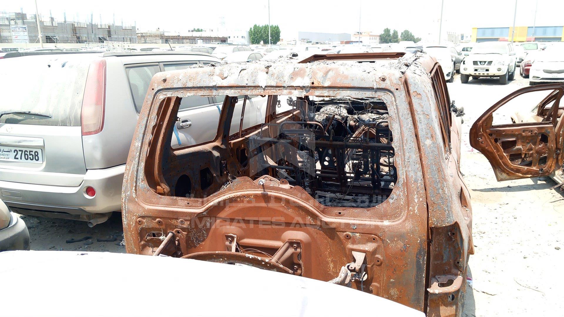 2008 MITSUBISHI PAJERO VIN: JMYLRV93W8J721358