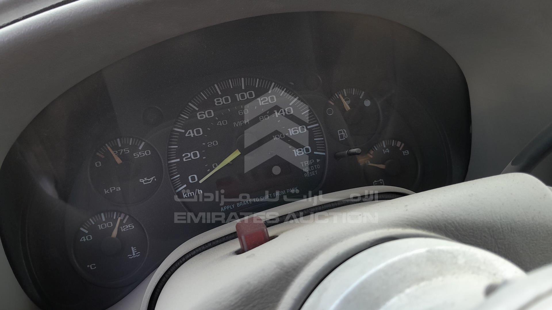 0 CHEVROLET --- VIN: 1GNDM19W2VB155333