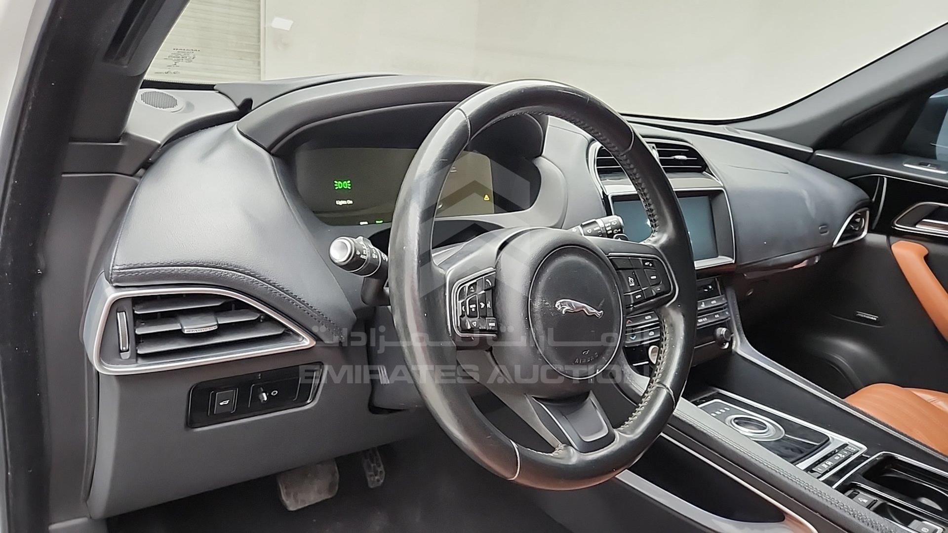 2017 JAGUAR F-PACE VIN: SADCA2BV7HA077179