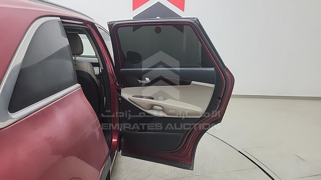2016 Kia Sorento — Rear Right Door — Photo 17