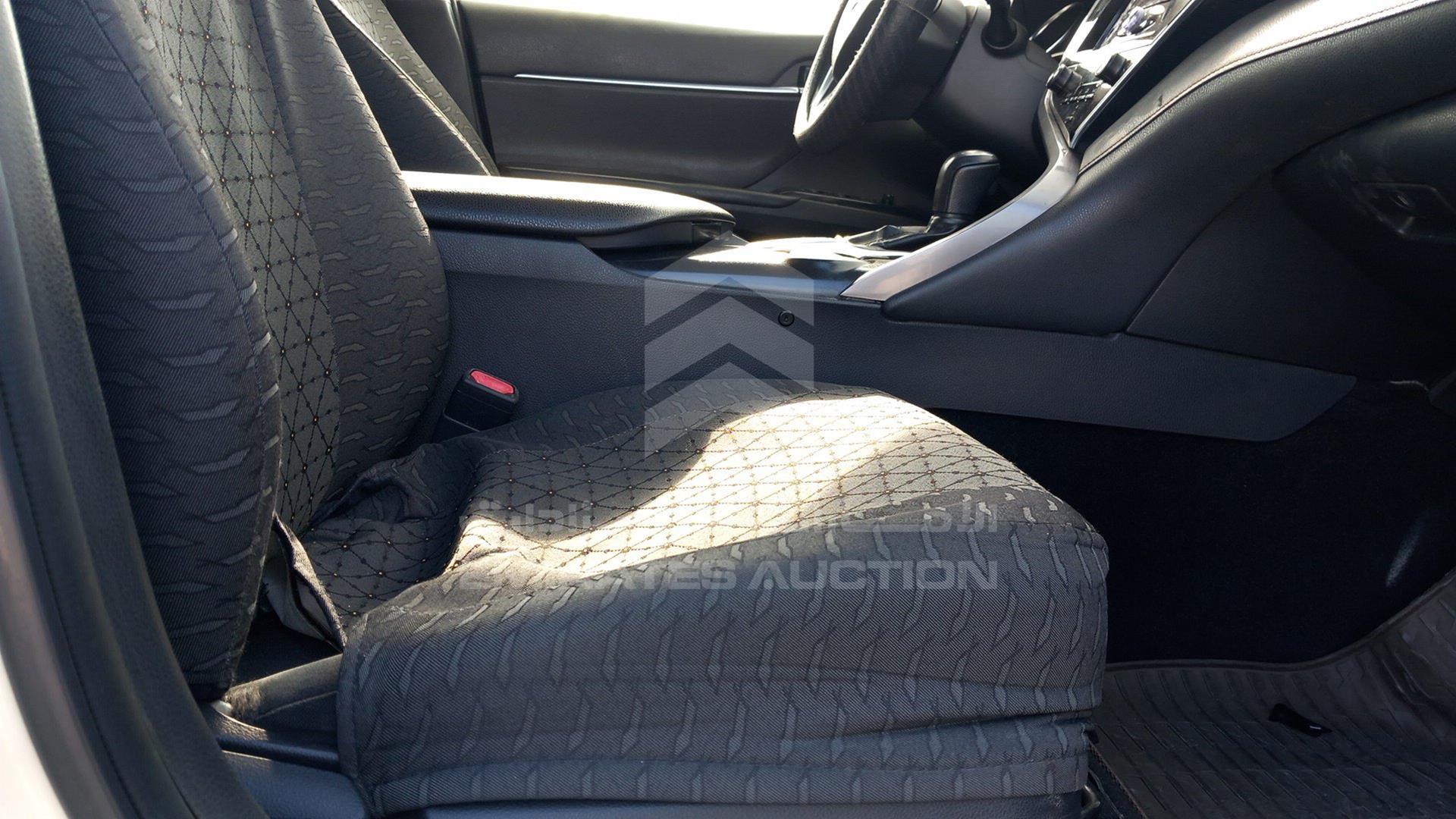 2018 TOYOTA CAMRY VIN: JTNB29HK2J3011400