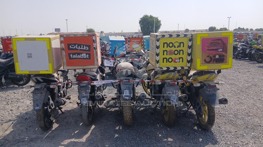 5 Motorbikes — Rear View — Photo 9