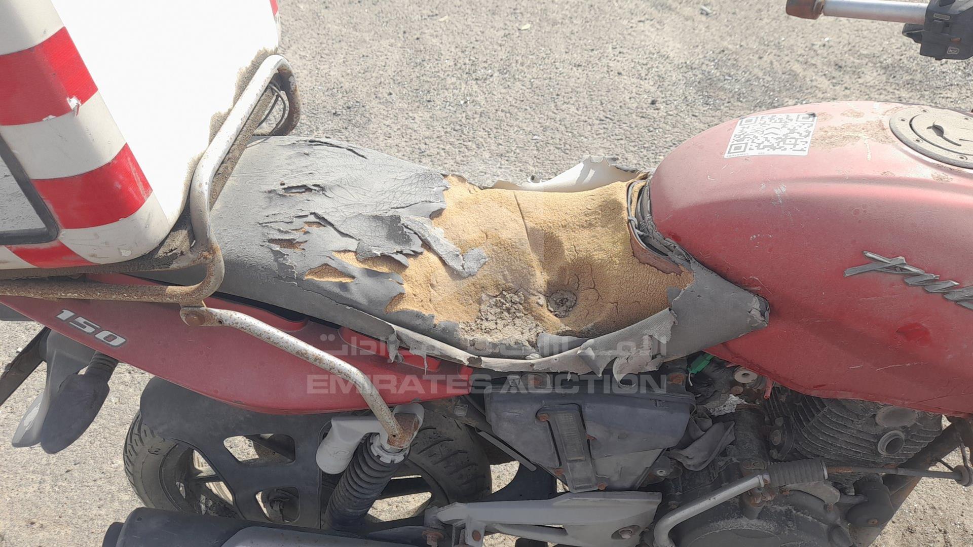 2010 BAJAJ 150 CC VIN: MD2DHDHZZSCK90744