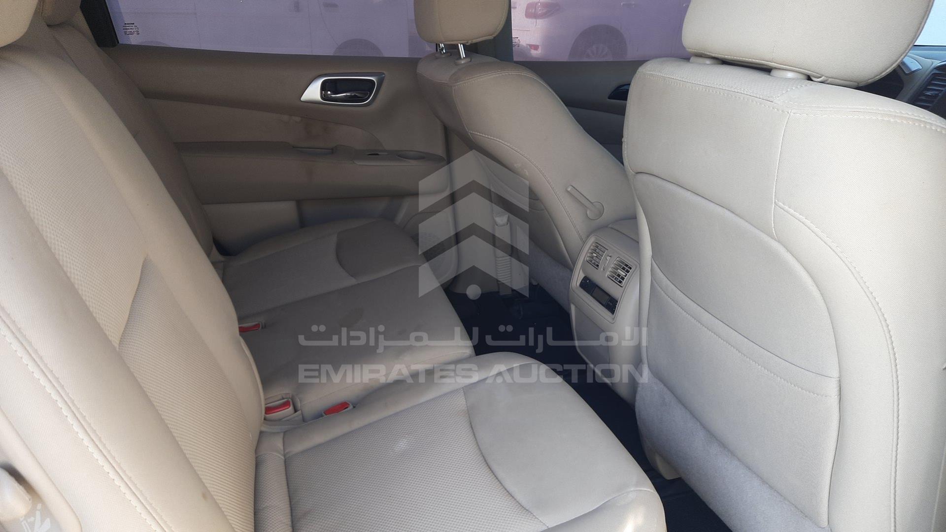2018 NISSAN PATHFINDER VIN: 5N1DR2M53JC600581