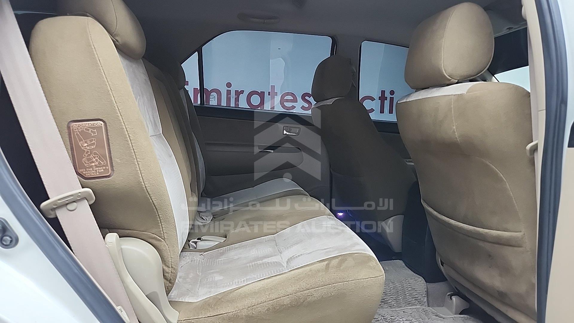 2014 TOYOTA FORTUNER VIN: MHFYU59G0E7034480