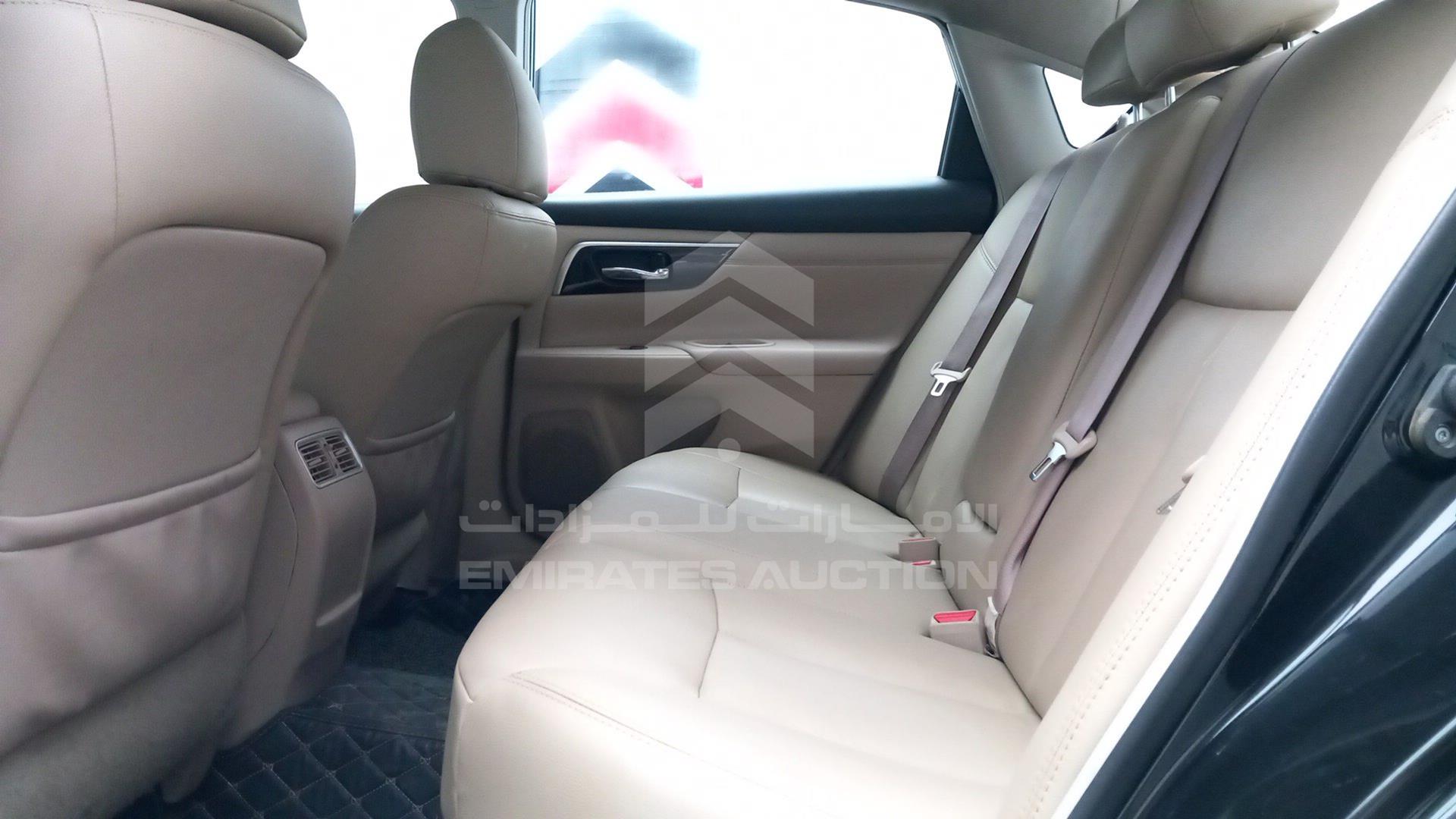 2017 NISSAN TEANA VIN: LGBF5AE09HR312960