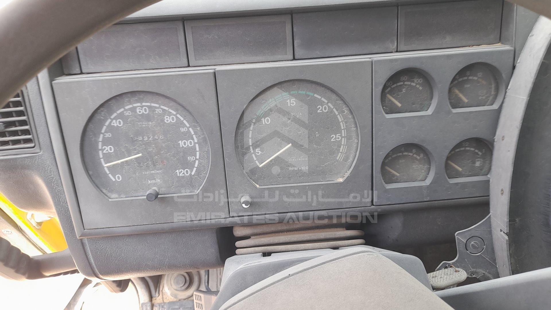 0 IVECO --- VIN: WJMB1VNS00C118985
