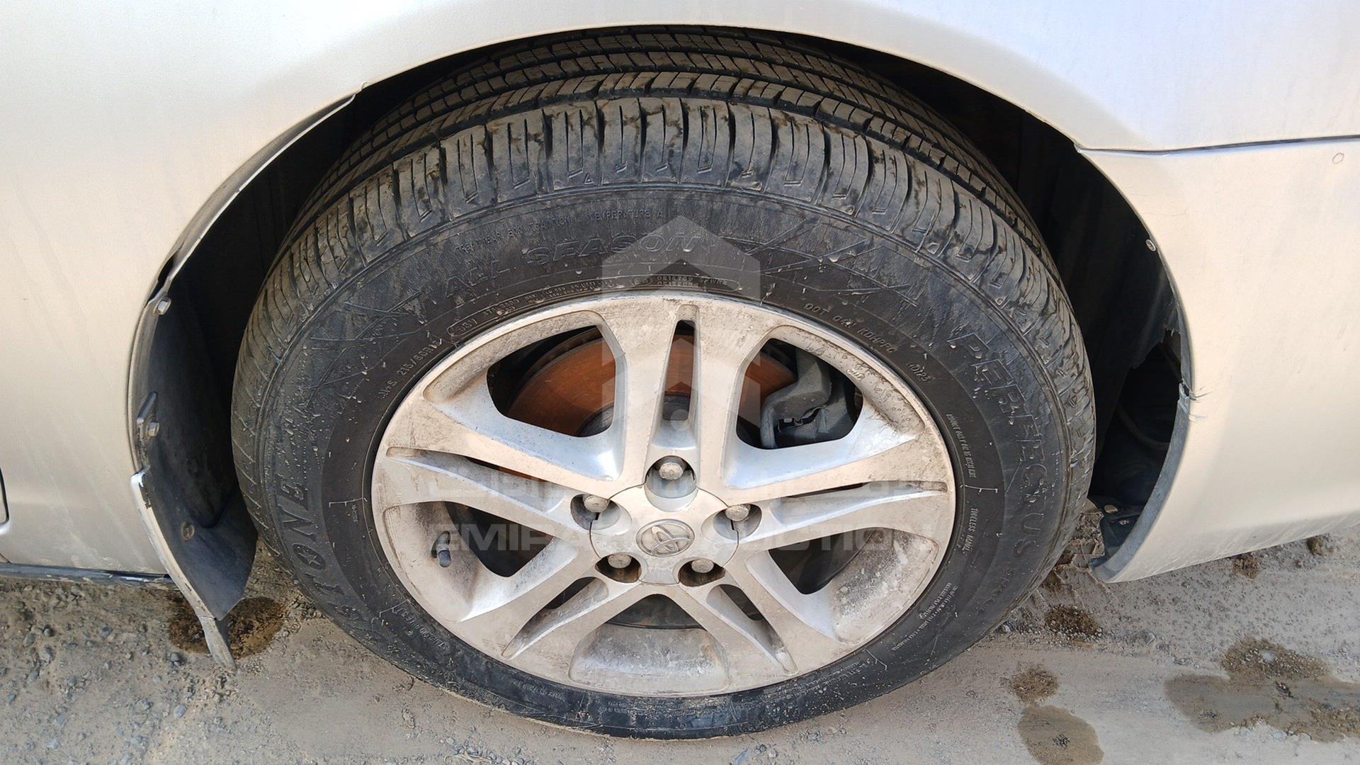 2005 TOYOTA CAMRY VIN: 6T1BE32K85X480443