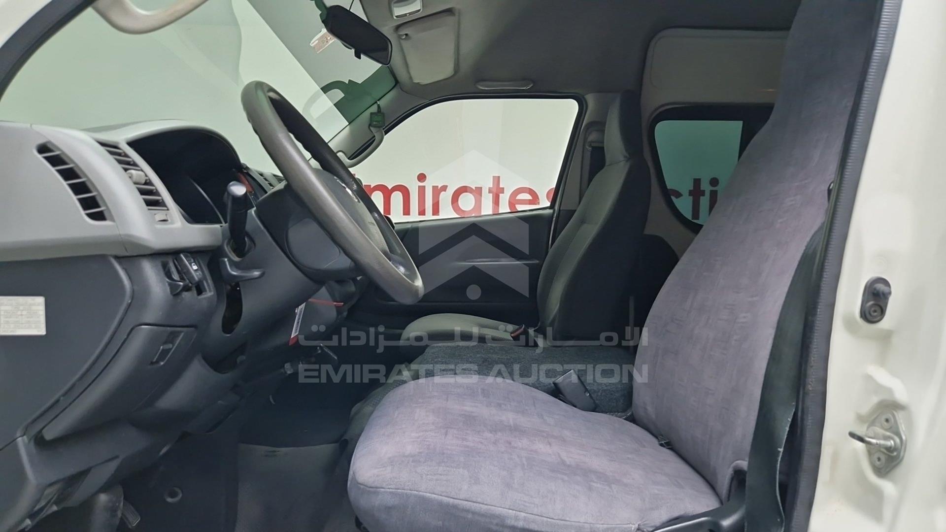 2013 TOYOTA HIACE VIN: JTGSX22P4D6139273