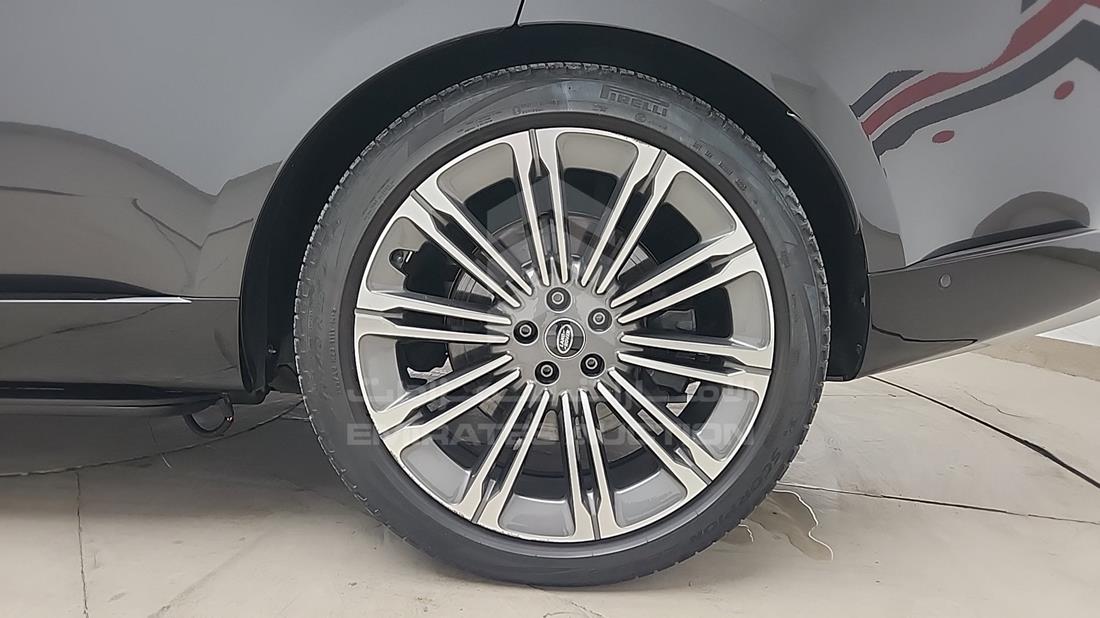 2023 Range Rover HSE — Rear Left Tyre — Photo 37