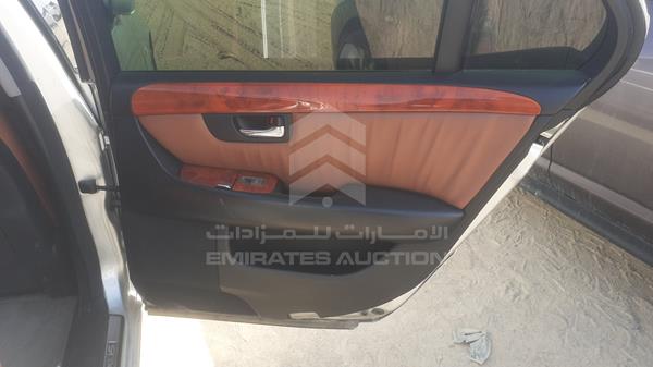 Lexus LS 430 2004 JTHBN36F940137823 Image 18