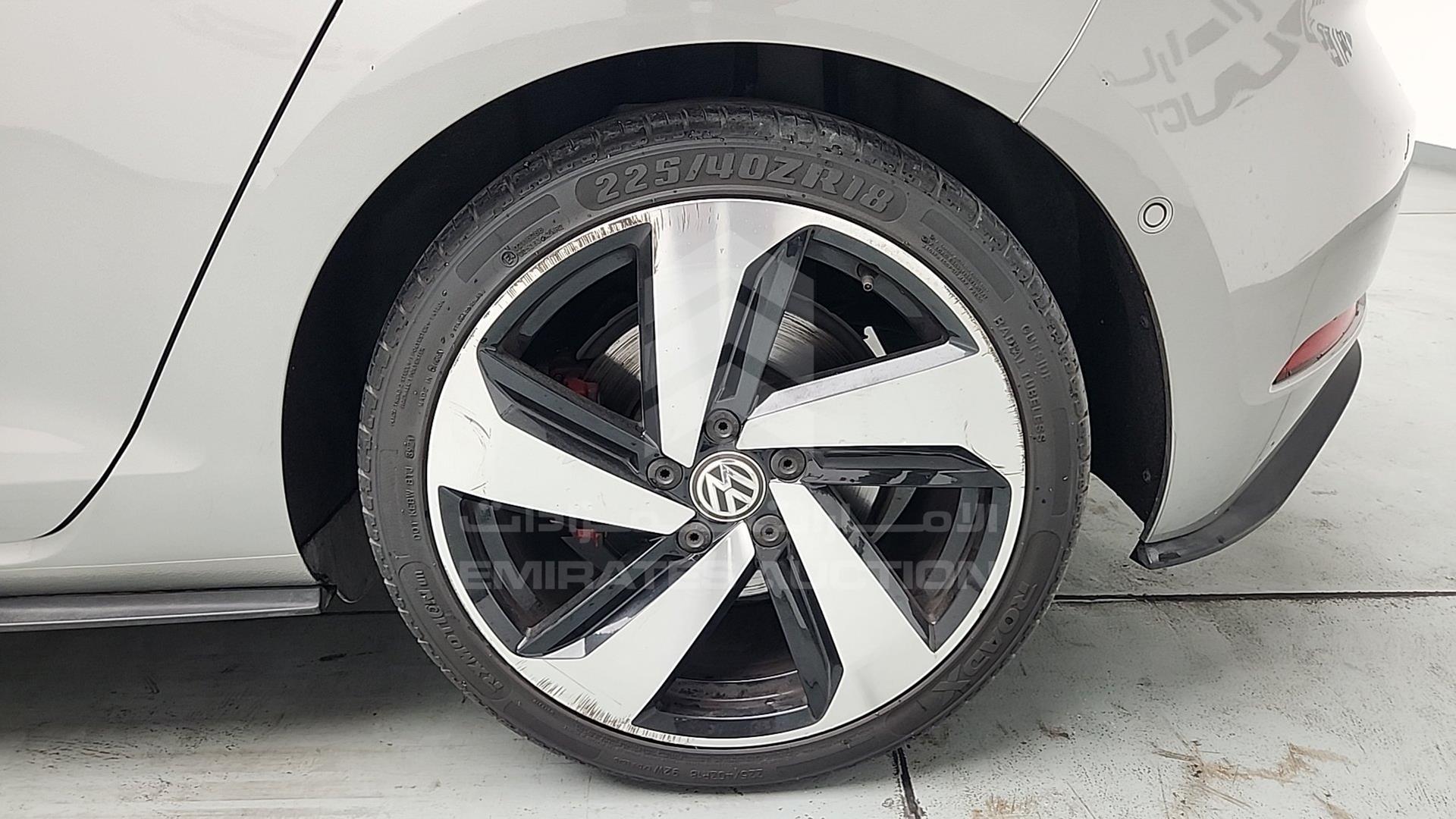 2019 VOLKSWAGEN GOLF VIN: WVWFL2AU5KW003524