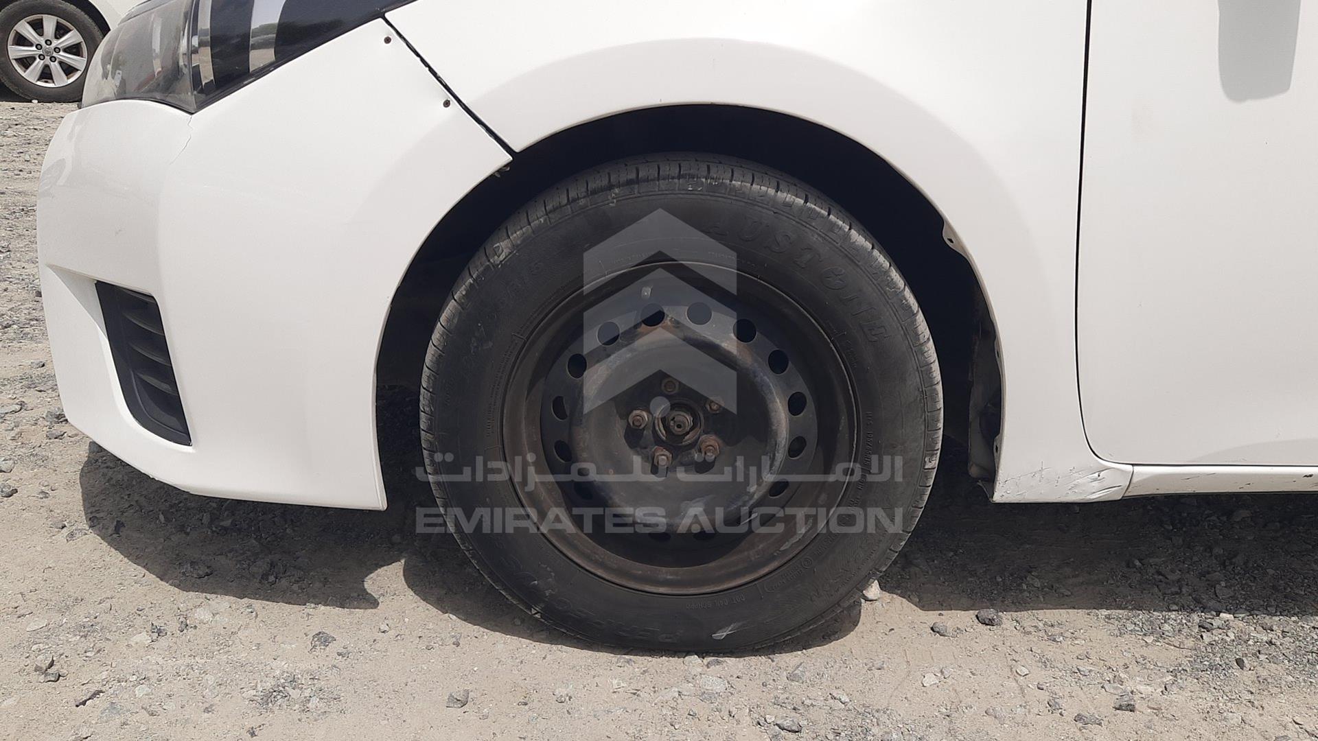 2015 TOYOTA COROLLA VIN: RKLBB9HE0F5140457