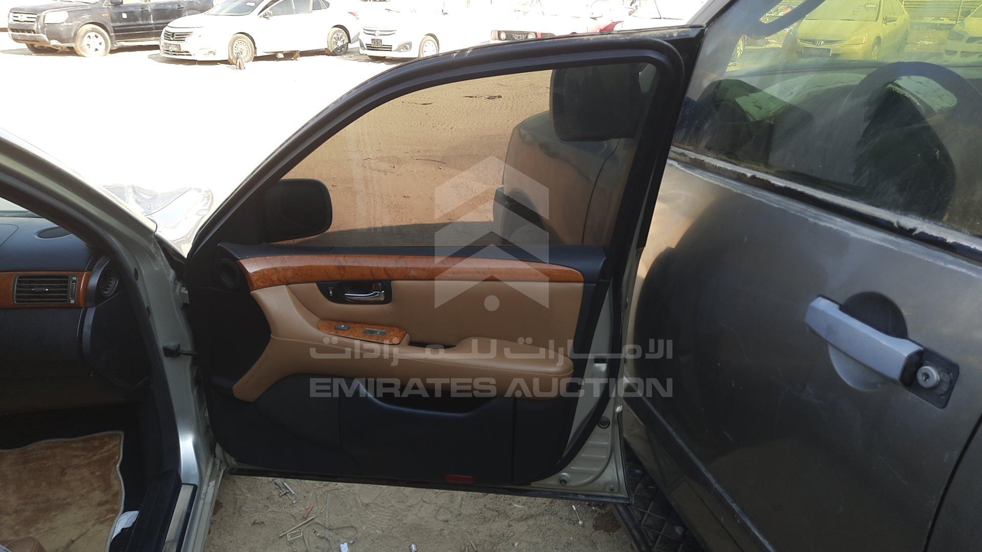 0 LEXUS LS 430 VIN: JTHBN30F600067684