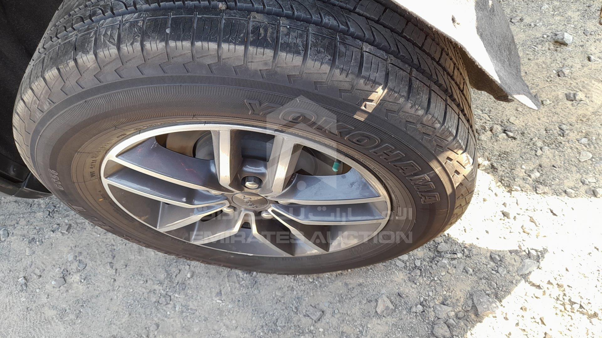 2019 JEEP GRAND CHEROKEE VIN: 1C4RJFBG6KC766852