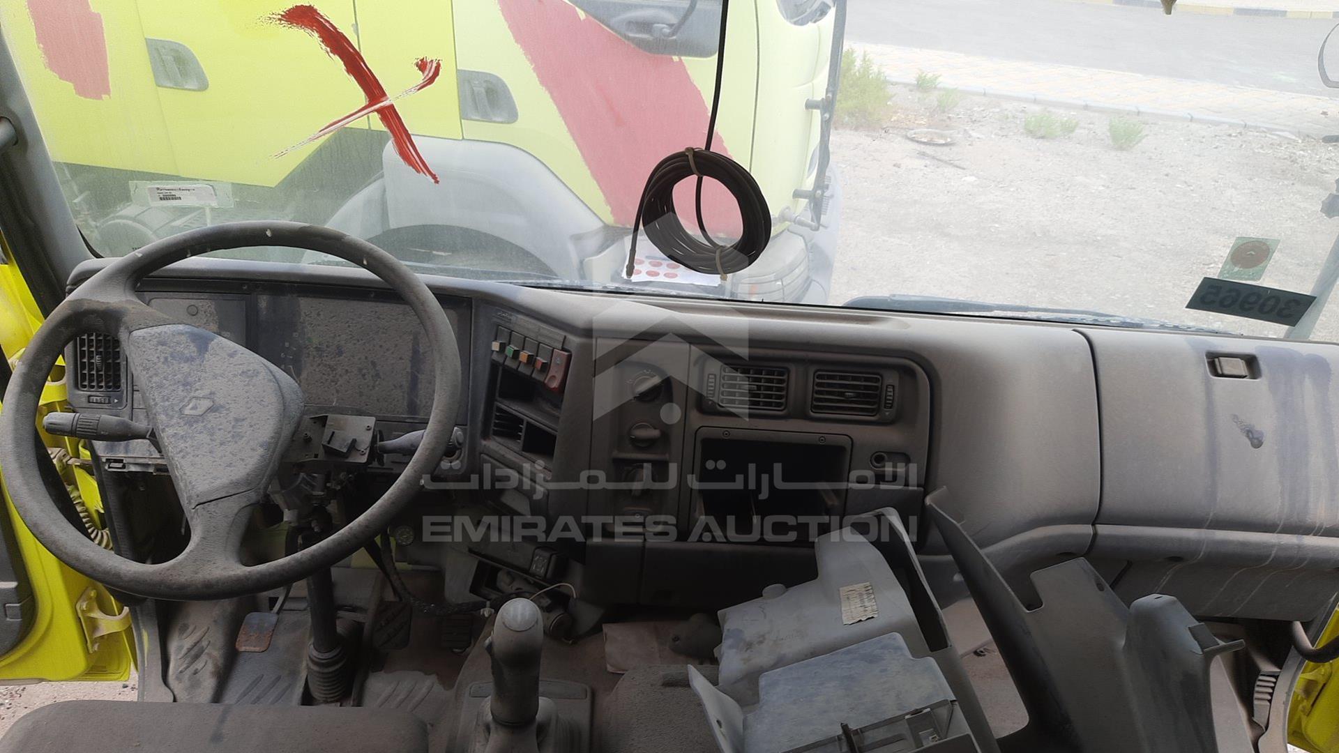 0 RENAULT --- VIN: VF633BXB03E100519