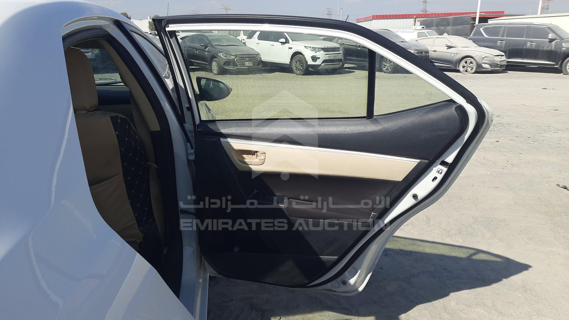 2019 TOYOTA COROLLA VIN: RKLBB9HE3K5231023