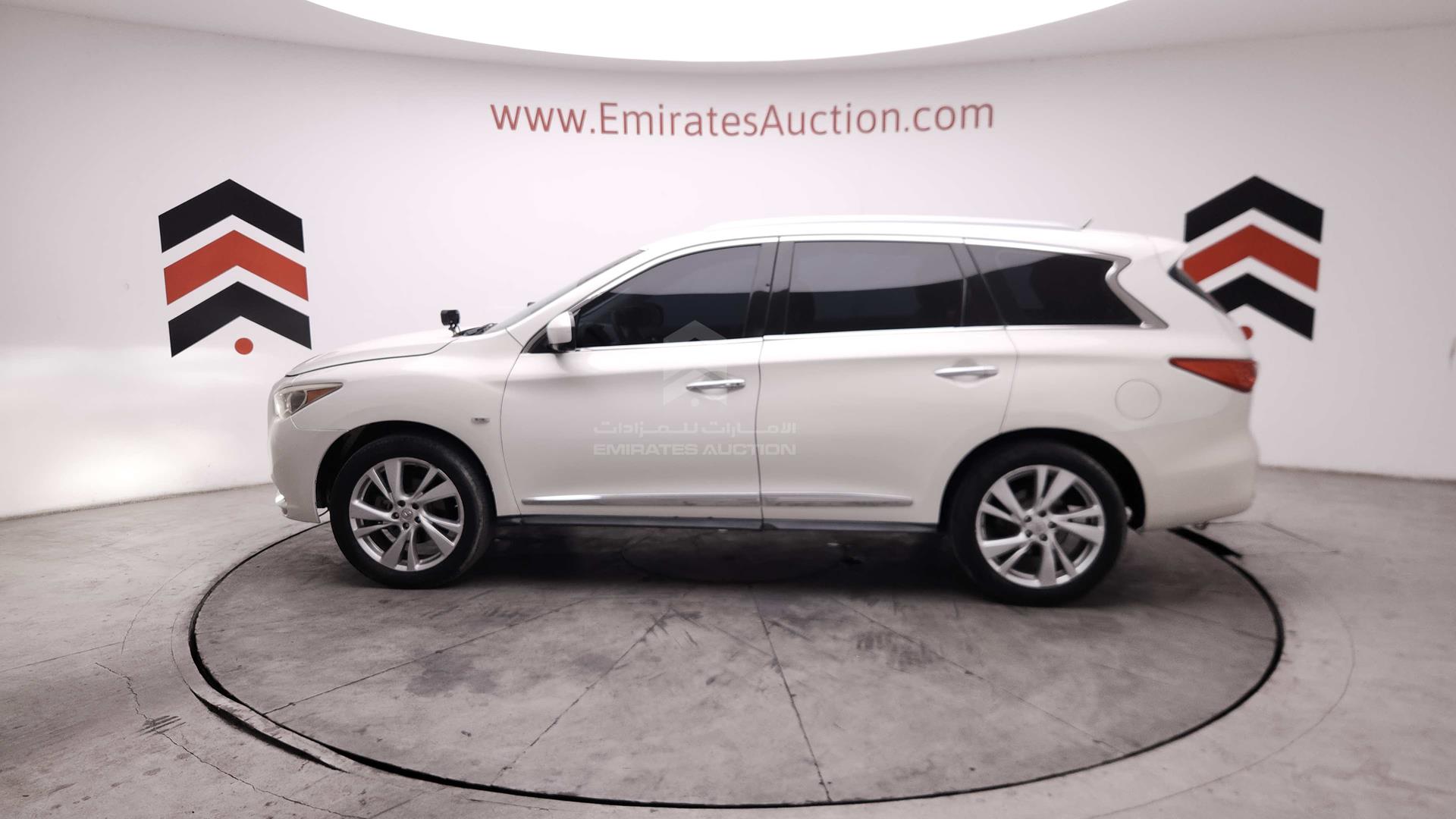 2013 INFINITI JX 35 VIN: 5N1AL0MM5DC331083