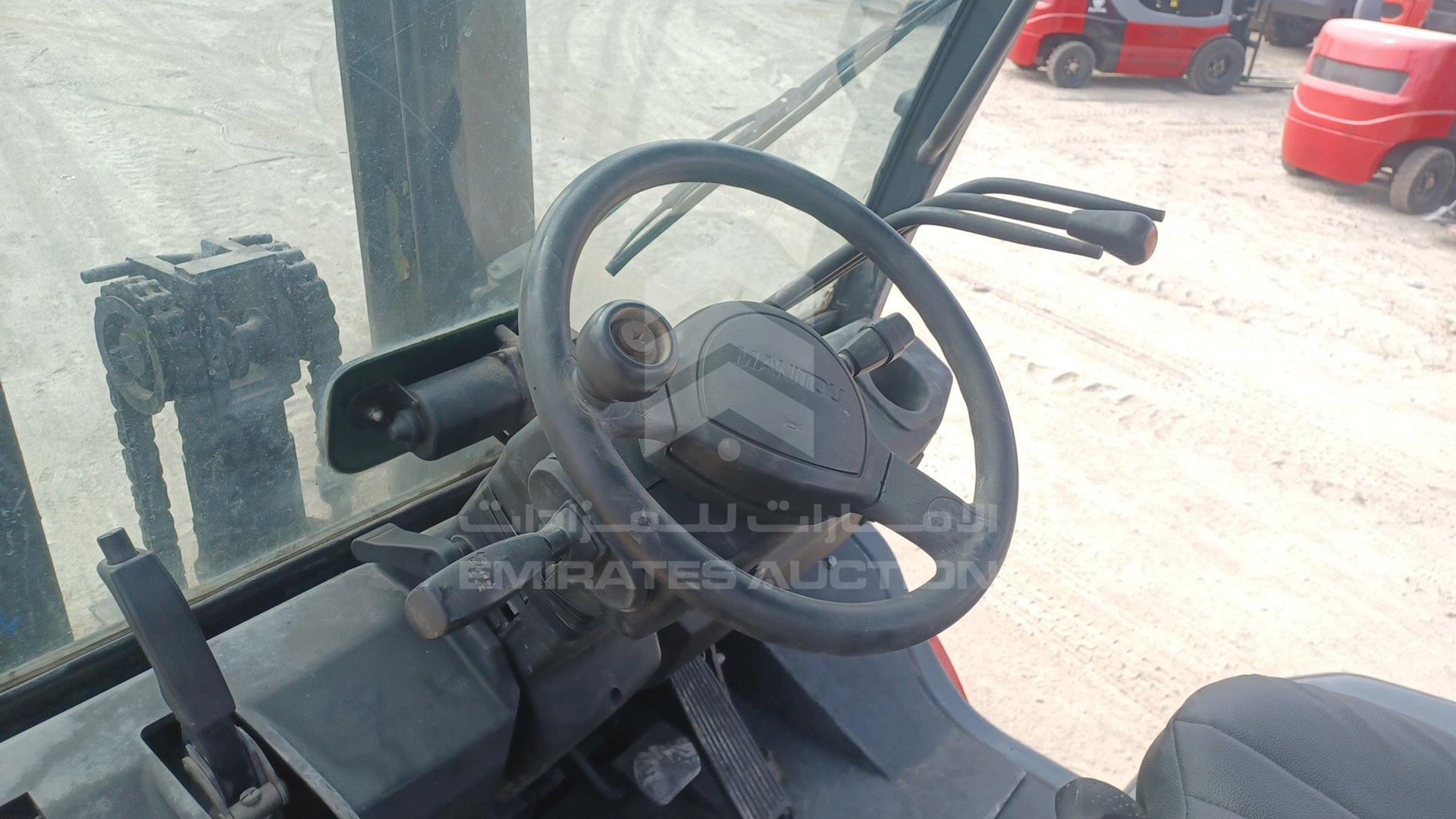 2016 MANITOU --- VIN: XXB50211AA53697