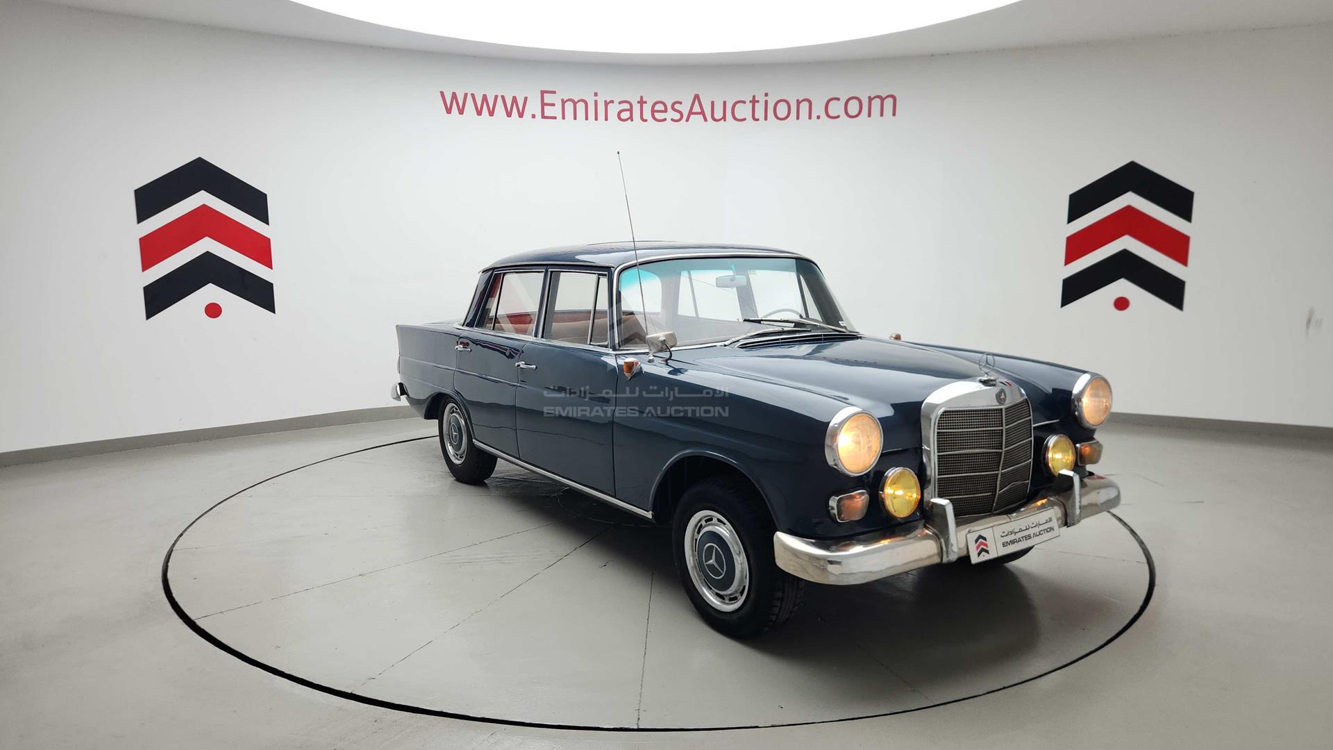 1965 MERCEDES 200 VIN: 11001010113782