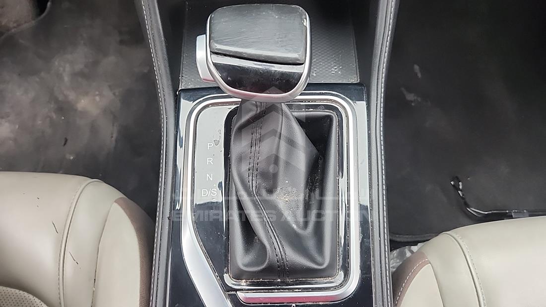2023 JAC JS4 — Gear View — Photo 21