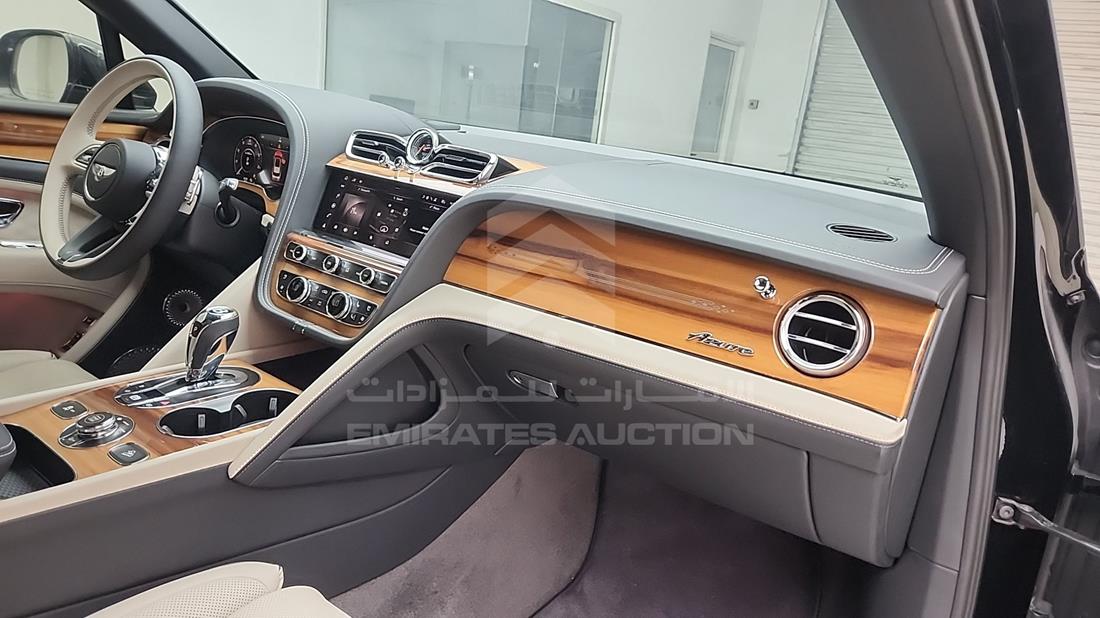 2025 Bentley Bentayga — Front Right Passenger Dashboard View — Photo 32