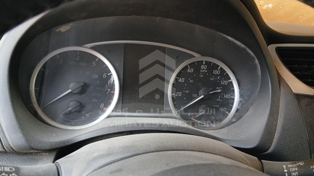 2019 Nissan Sentra — Speedometer & RPM Gauges — Photo 14