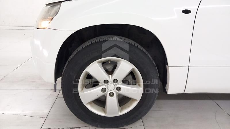 JS3TD54V274115577 Auction: EmiratesAuction Lot: 408892 JS3TD54V274115577 Suzuki Grand Vitara 2007 WHITE Photo 32