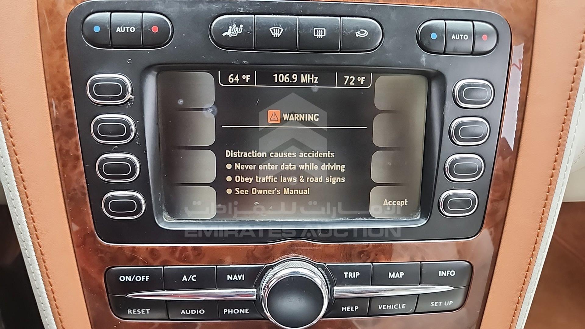 2006 BENTLEY CONTINENTAL VIN: SCBBE53W76C038181